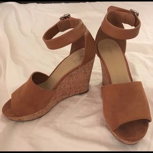 Marc Fisher wedges